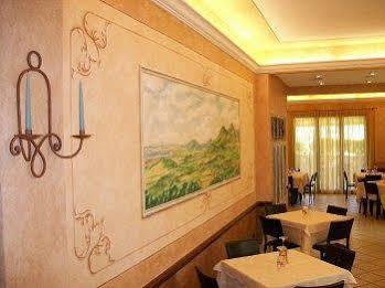 Hotel Santa Lucia Кашина Экстерьер фото